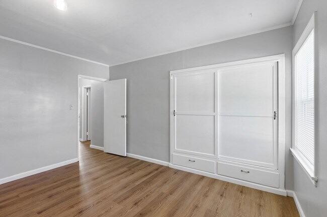 Building Photo - Charming 3-Bedroom Home in Cheviot Hills – Move-In Ready!