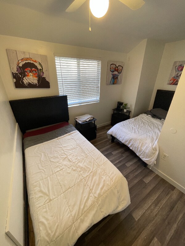 Building Photo - 2115 N Raymond Ave