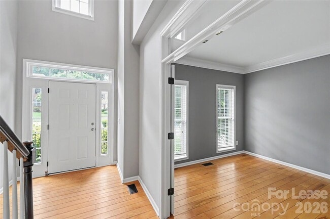 Building Photo - 16922 Laureate Rd