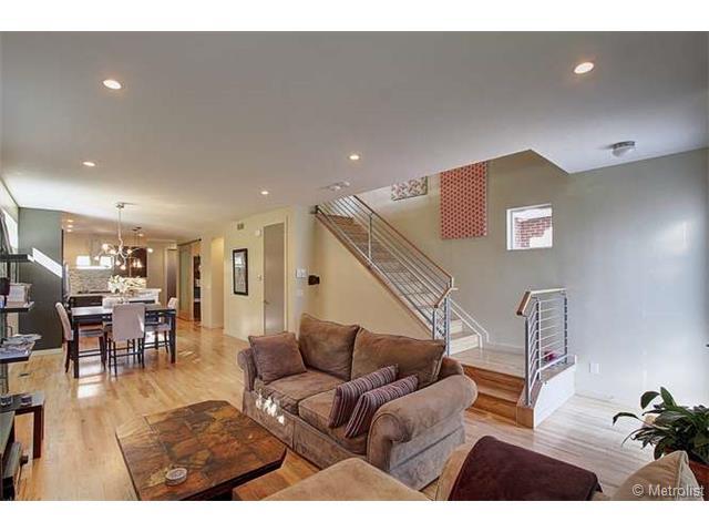 Building Photo - 3639 Mariposa Street