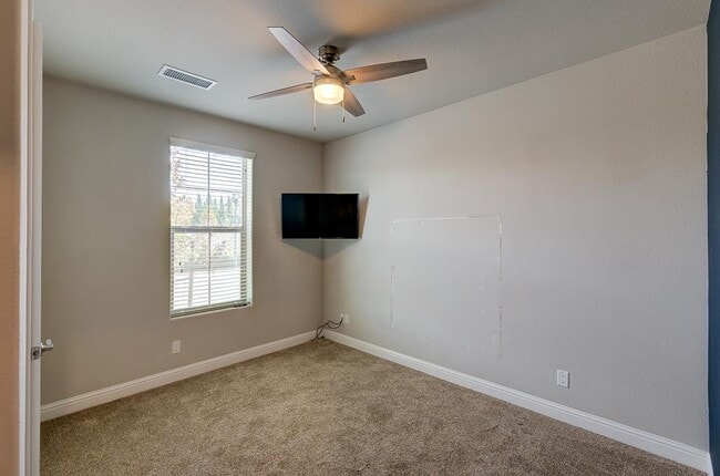 Building Photo - 2935 N Leya Dr