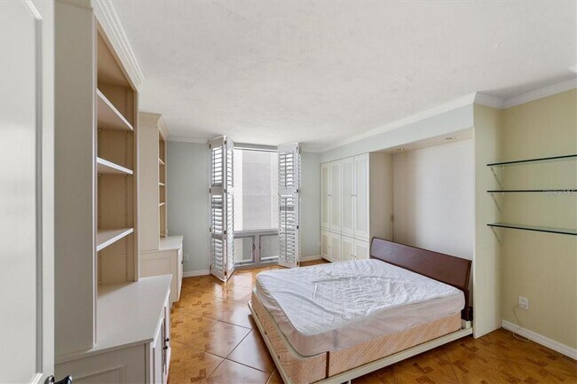 Building Photo - 1111 N Gulfstream Ave