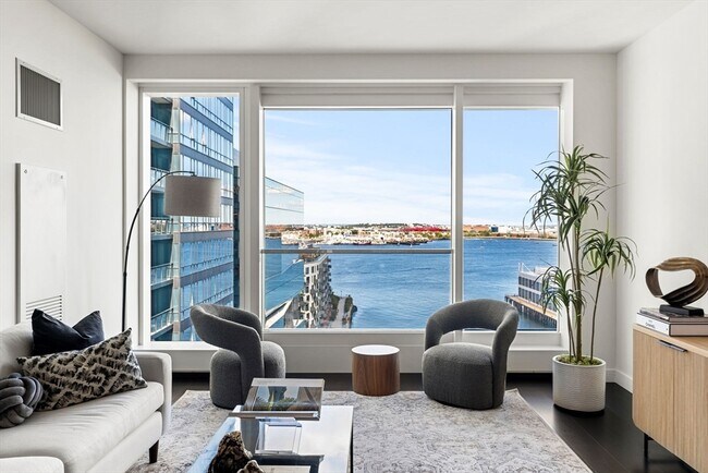 Building Photo - 150 Seaport Blvd