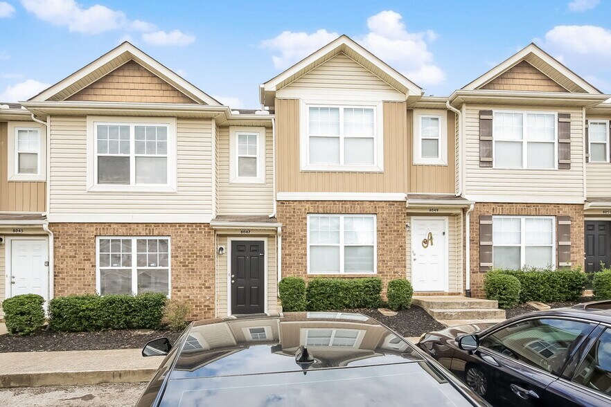Building Photo - 8047 Logan Dr
