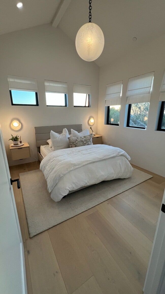 Building Photo - 39945 Chaparral Dr