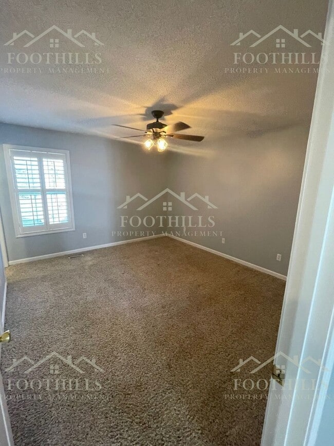 Building Photo - 109 Ashton Ln