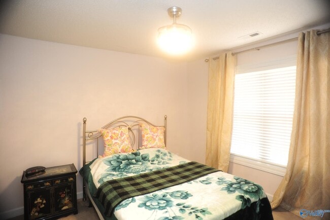 Building Photo - 139 Timberlake Dr