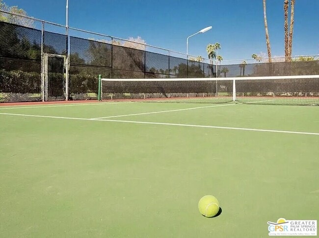 Building Photo - 20 Vía Valverde