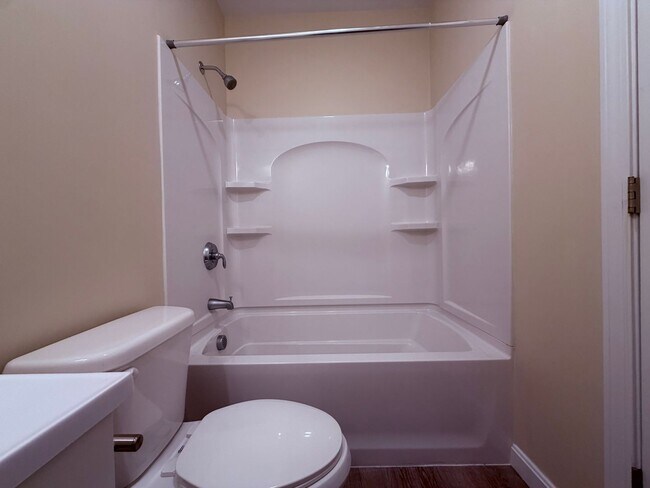 Building Photo - 85 Lowell St