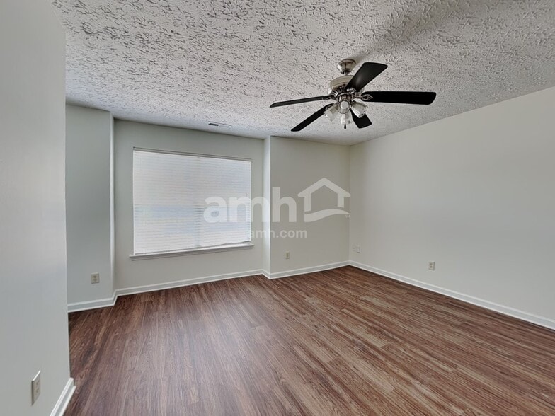 Building Photo - 7221 Fribourg Ct