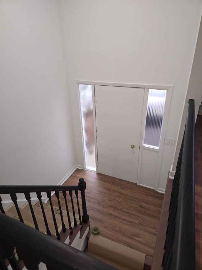 Building Photo - 51 Glenerie Ln