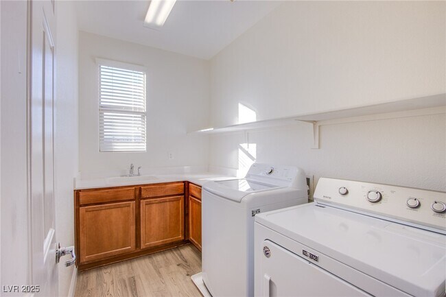 Building Photo - 7230 Estonian Pl