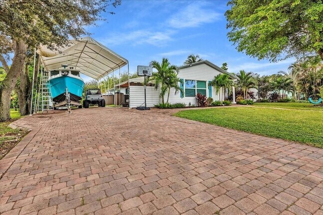 Building Photo - 2931 SW 108th Way