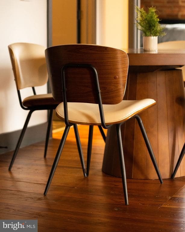 Building Photo - 437 W Grant St