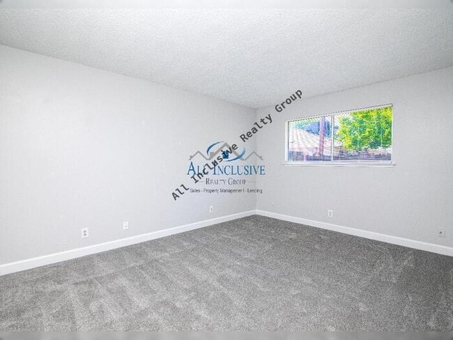 Building Photo - Gorgeous Duplex in Rancho Cordova!