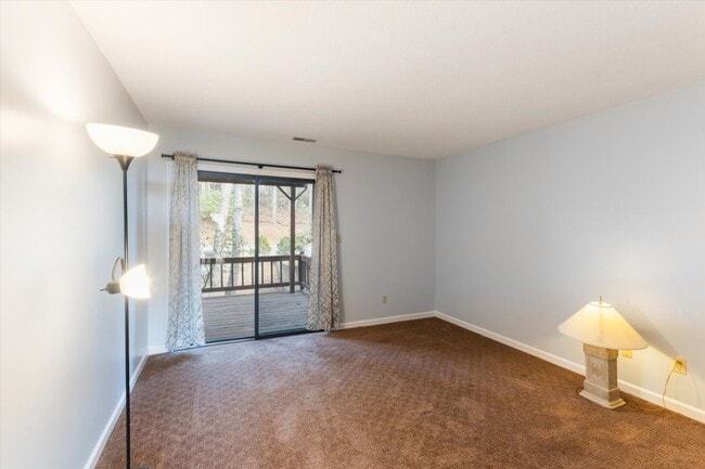 Building Photo - Lake Toxaway Condo