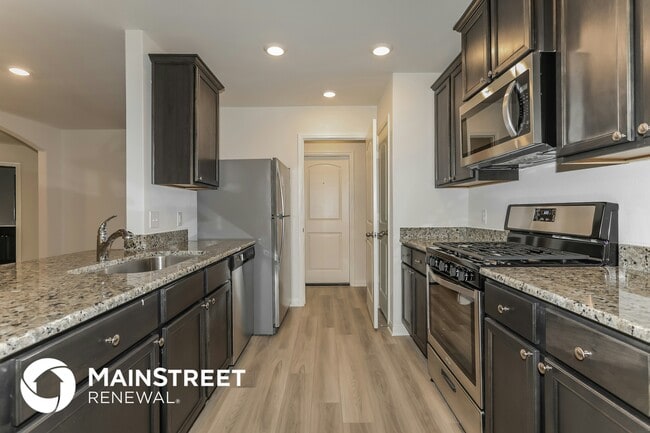 Building Photo - 26861 Steinbeck Dr