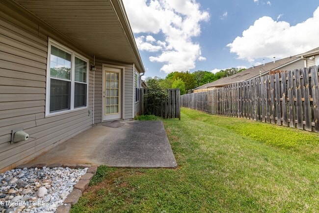 Building Photo - 8613 Little Field Way