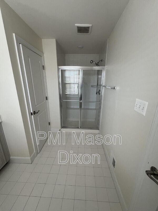 Building Photo - 9105 Fox Stream Way