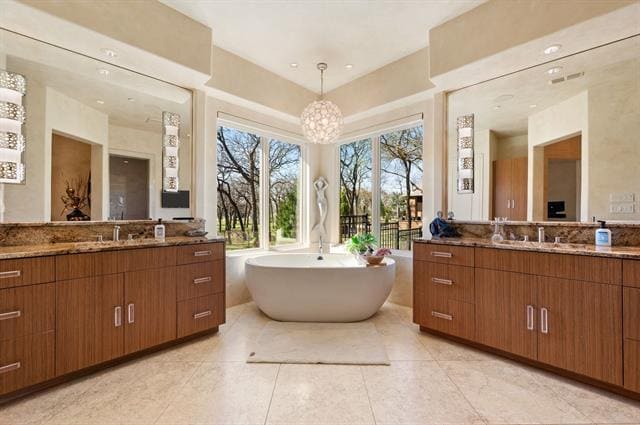 Building Photo - 170 Jellico Cir W