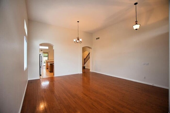 Building Photo - 1646 E Hawken Pl