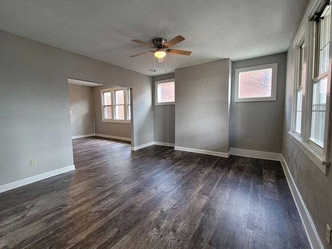 Building Photo - bon6