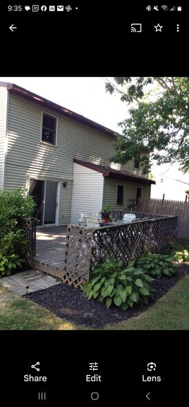 Building Photo - 27 Hanover Dr