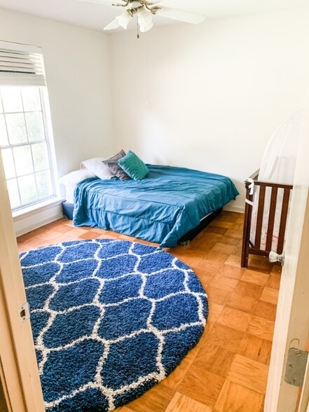 Building Photo - 620 Nelson Dr