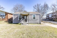 Building Photo - 1018 Clemmons St