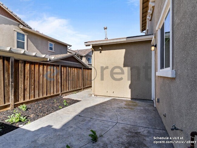 Building Photo - 181 Bonner Dr