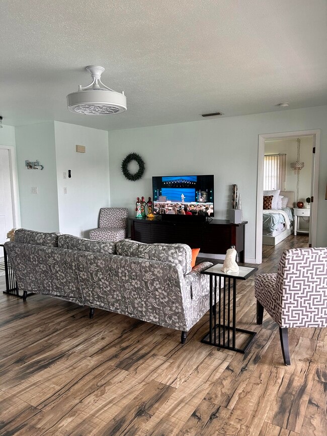 Building Photo - 5058 Ackley Terrace
