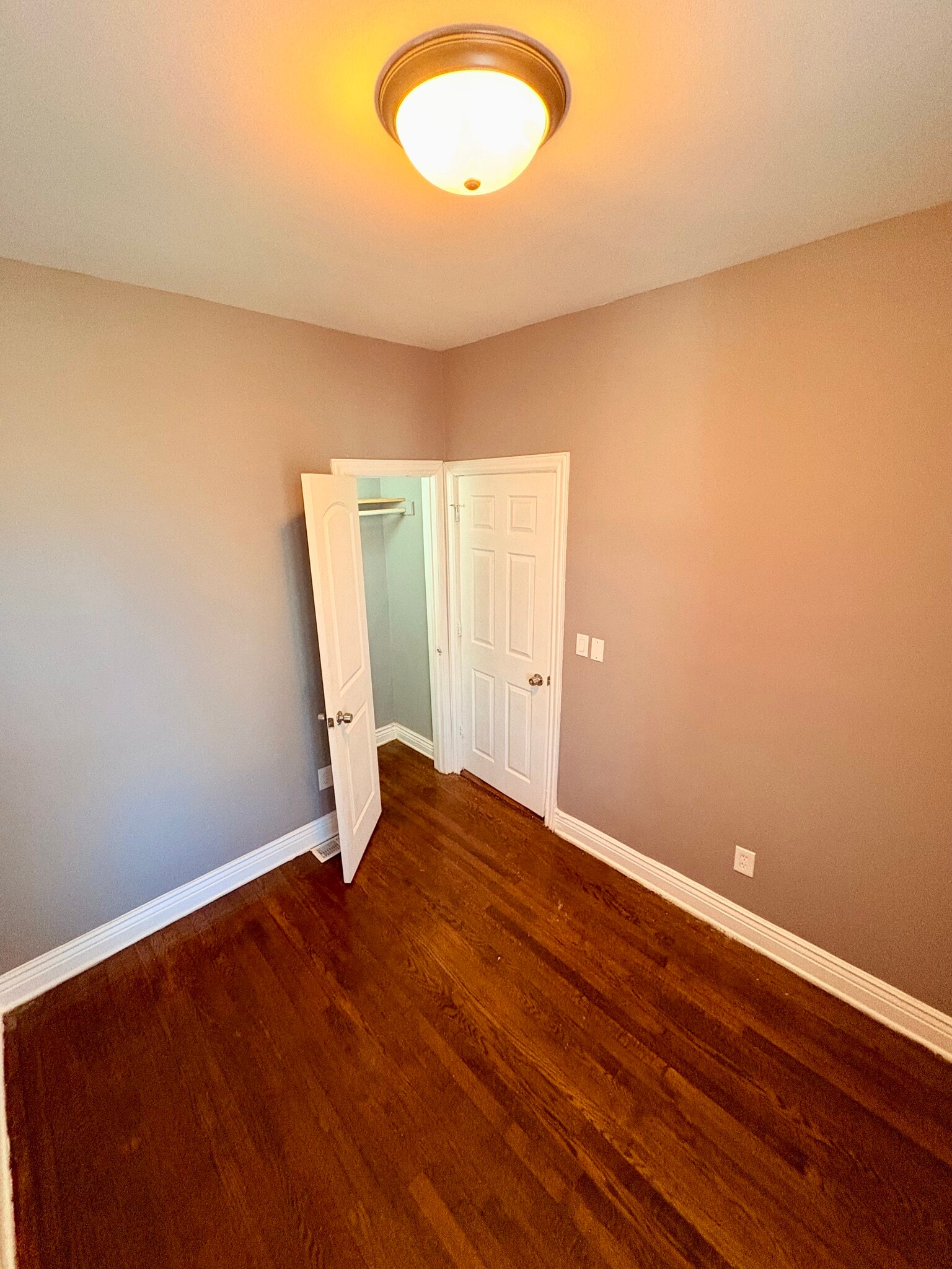 3rd Bedroom - 6925 S Ada St