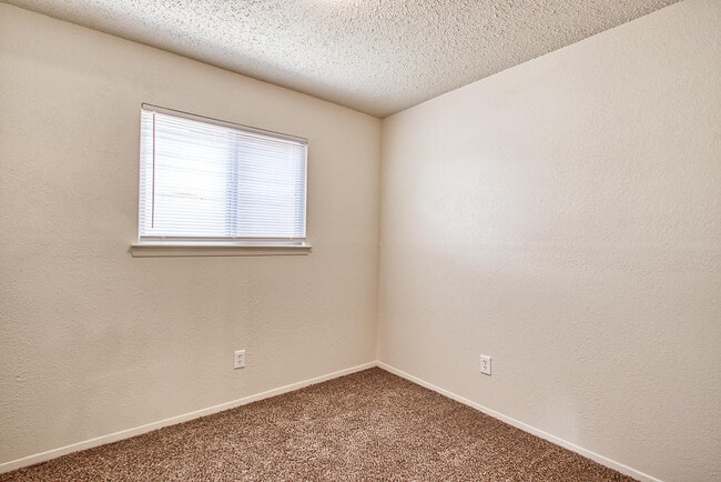 Building Photo - 10720 Mc Allen Pl