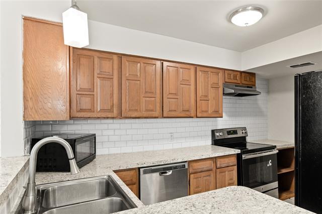 Building Photo - 2200 Seville Ct