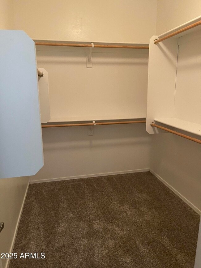 Building Photo - 1397 E Arrowhead Trail