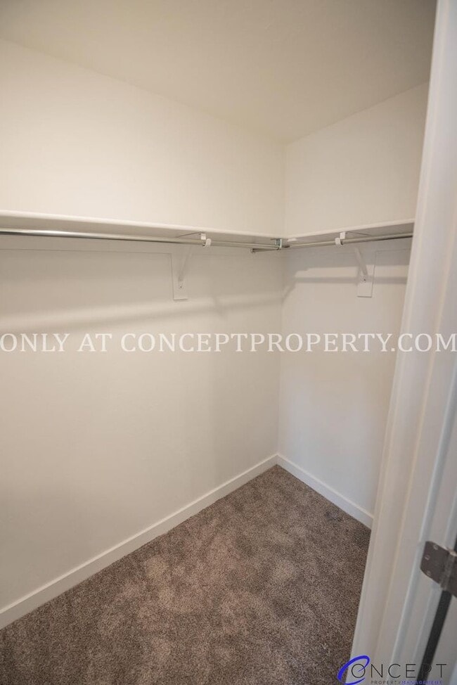 Building Photo - Brand-New Beautiful Spacious Modern Townhome in Lehi with Luxury Finishes & Prime Amenities