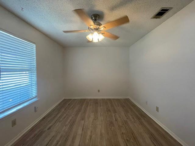 Building Photo - 8116 Irish Dr