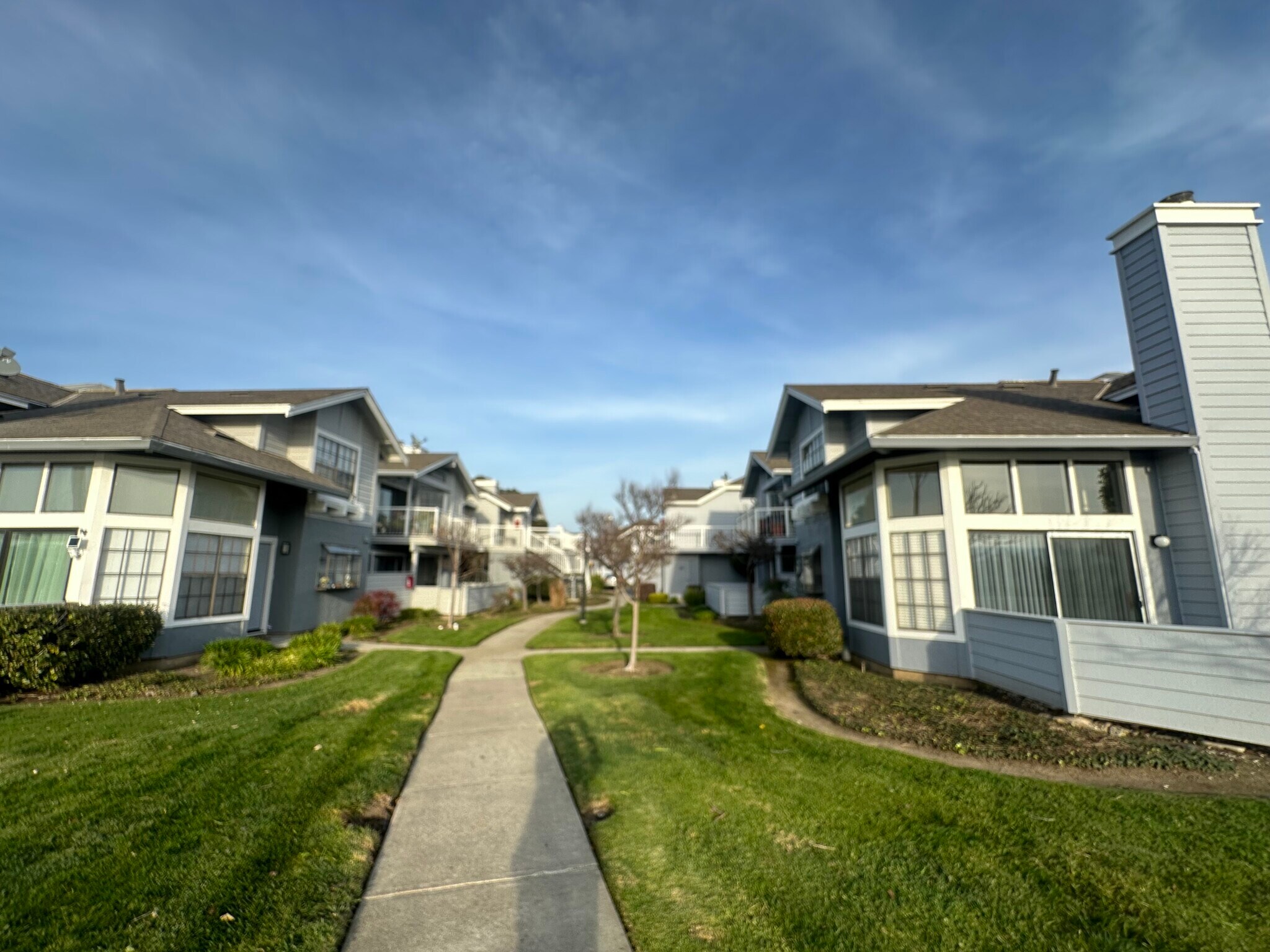 Building Photo - 2017 Vista del Mar