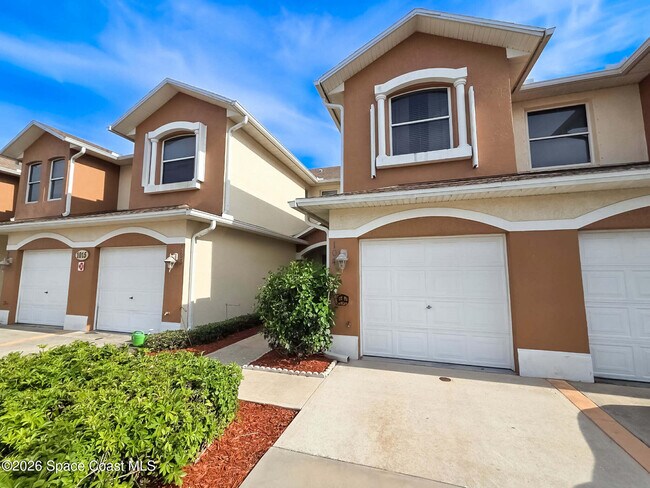 Building Photo - 1015 Venetian Dr