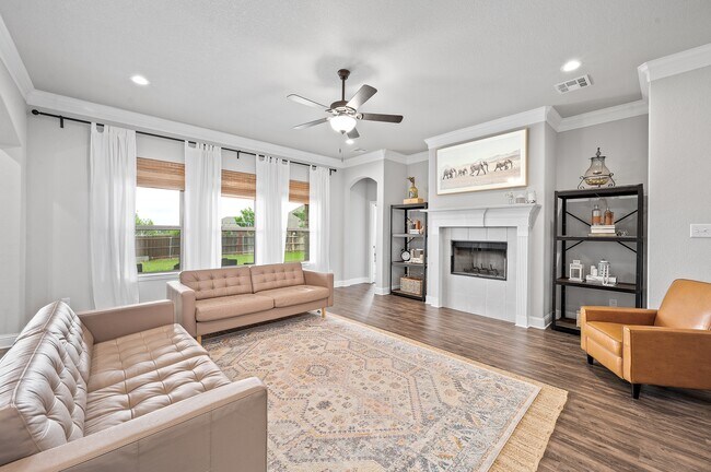 Building Photo - 1074 Waverly Dr