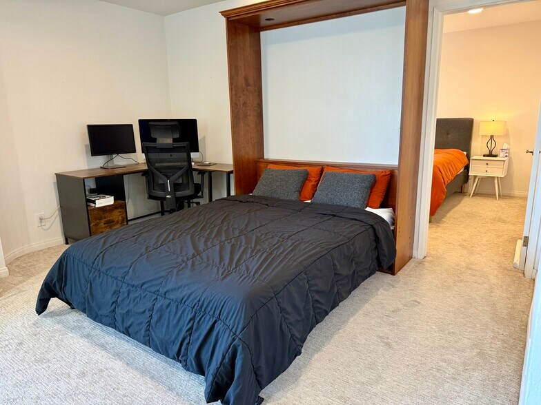 Spare full Size Bed (Murphy Bed) - 11645 Montana Ave
