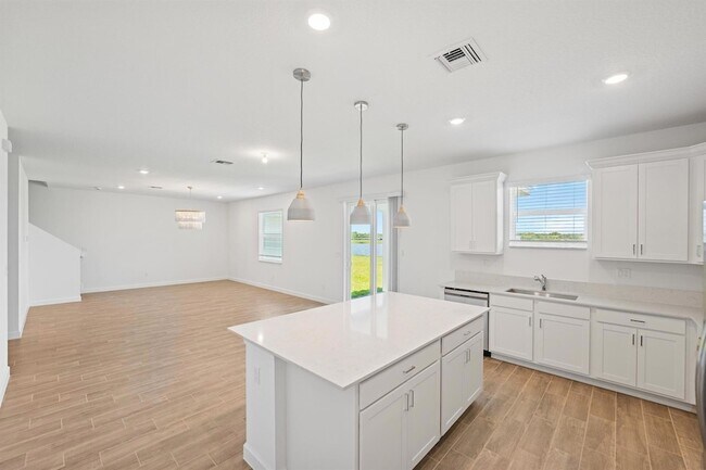 Building Photo - 3538 Angler Dr