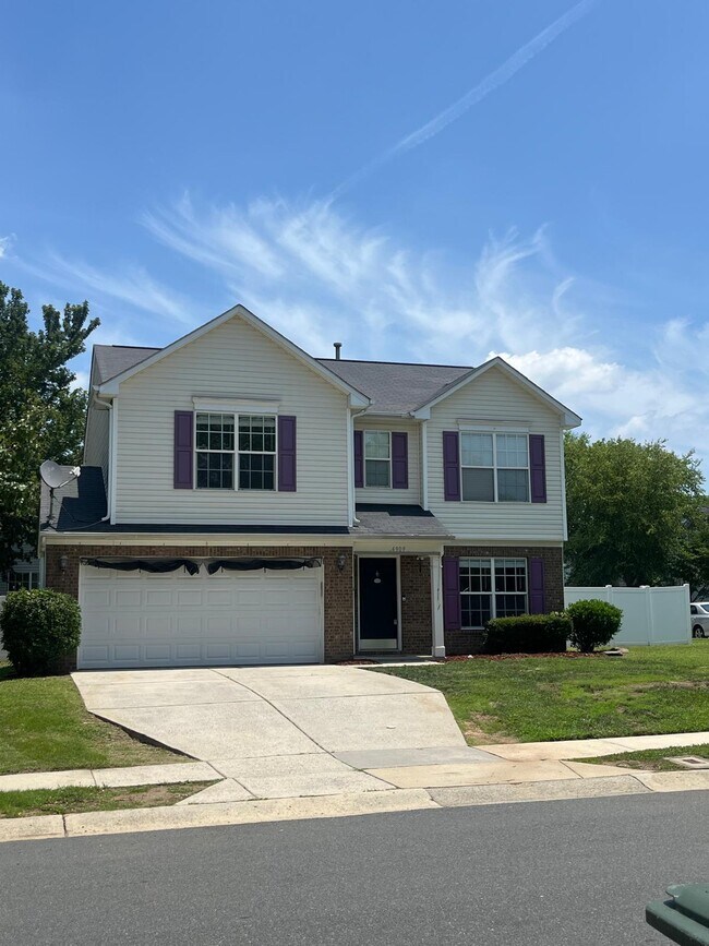 Building Photo - 4909 Cedarbrook Ln SW
