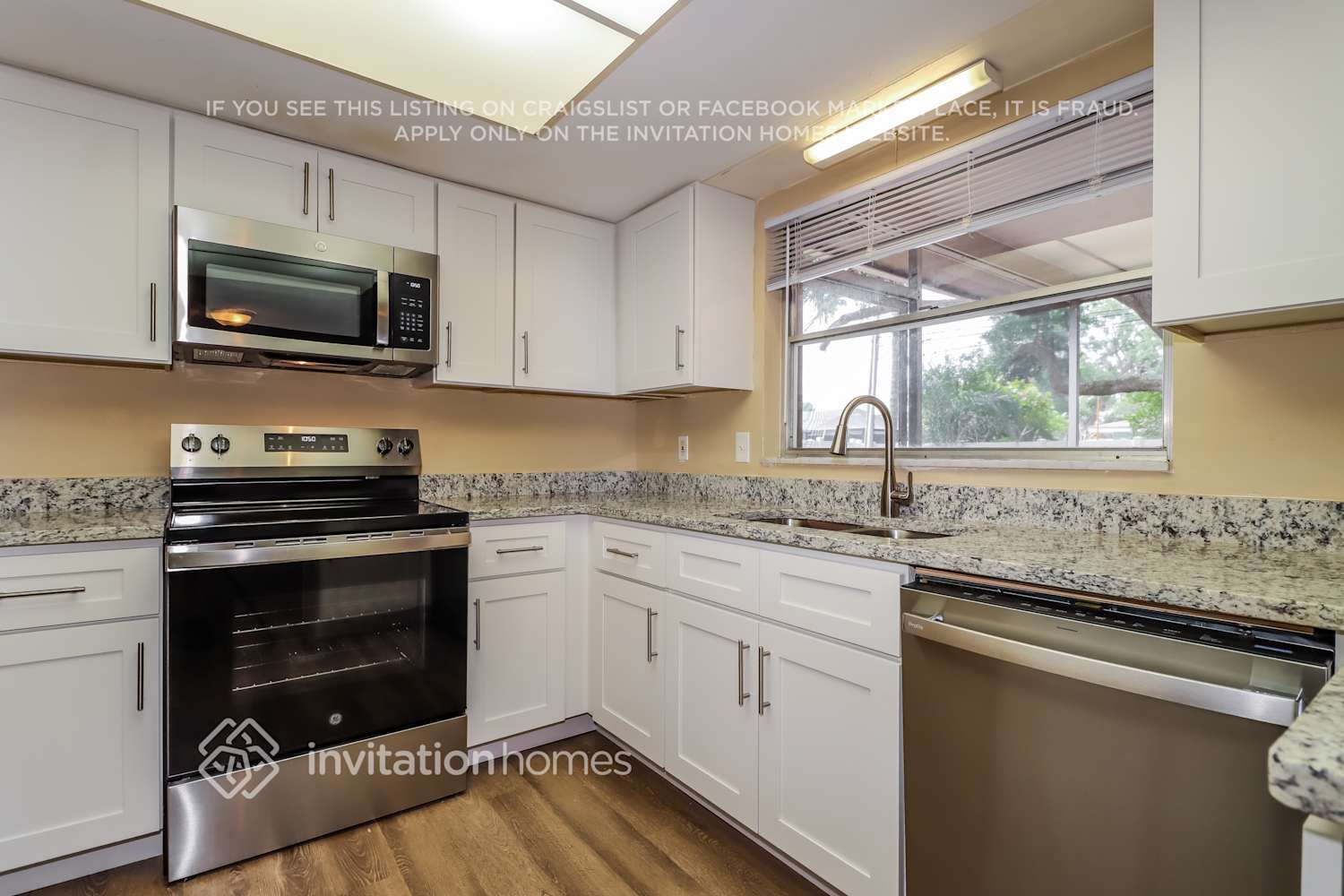 Building Photo - 1685 Fortune Dr