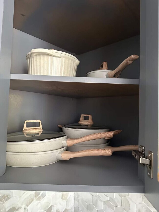 Building Photo - 1205 SW 146th Ct