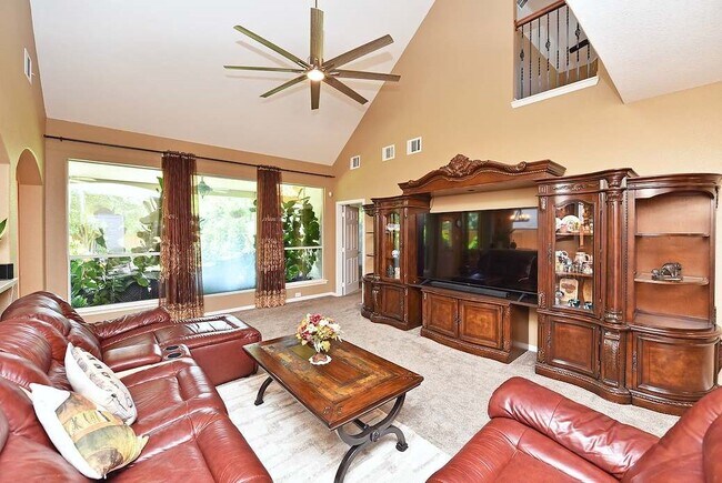 Building Photo - 22121 Atwater Canyon Ln