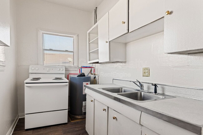 Building Photo - 2803 Bellmead Dr