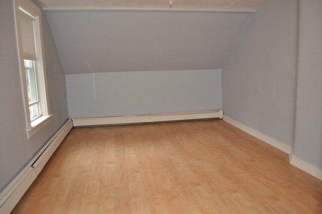Building Photo - 70 Higley Rd
