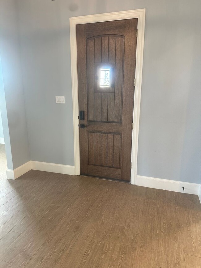 Building Photo - open concept 4bd - rent to own