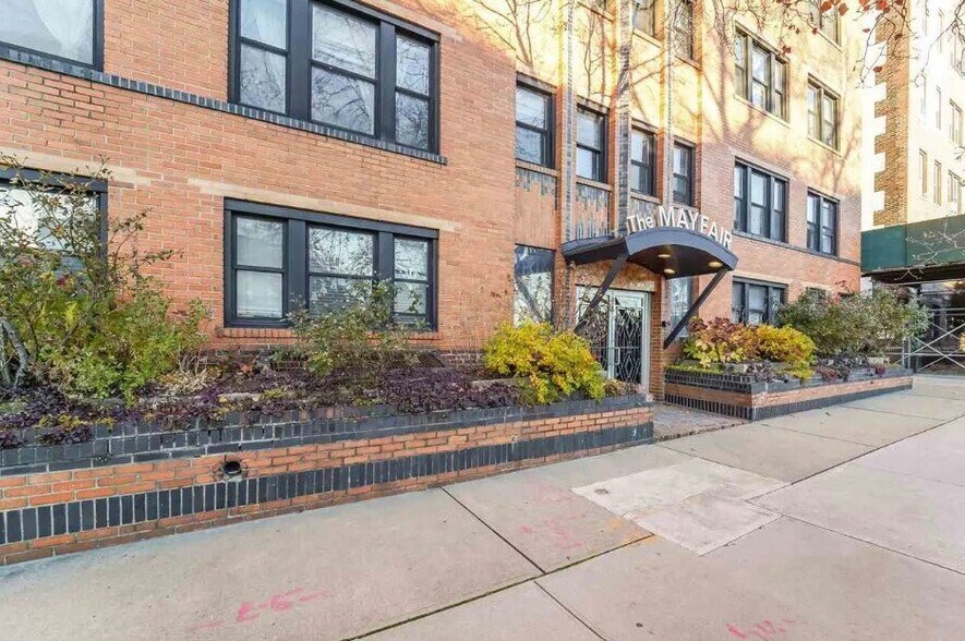 Building Photo - 7427 JFK Blvd E
